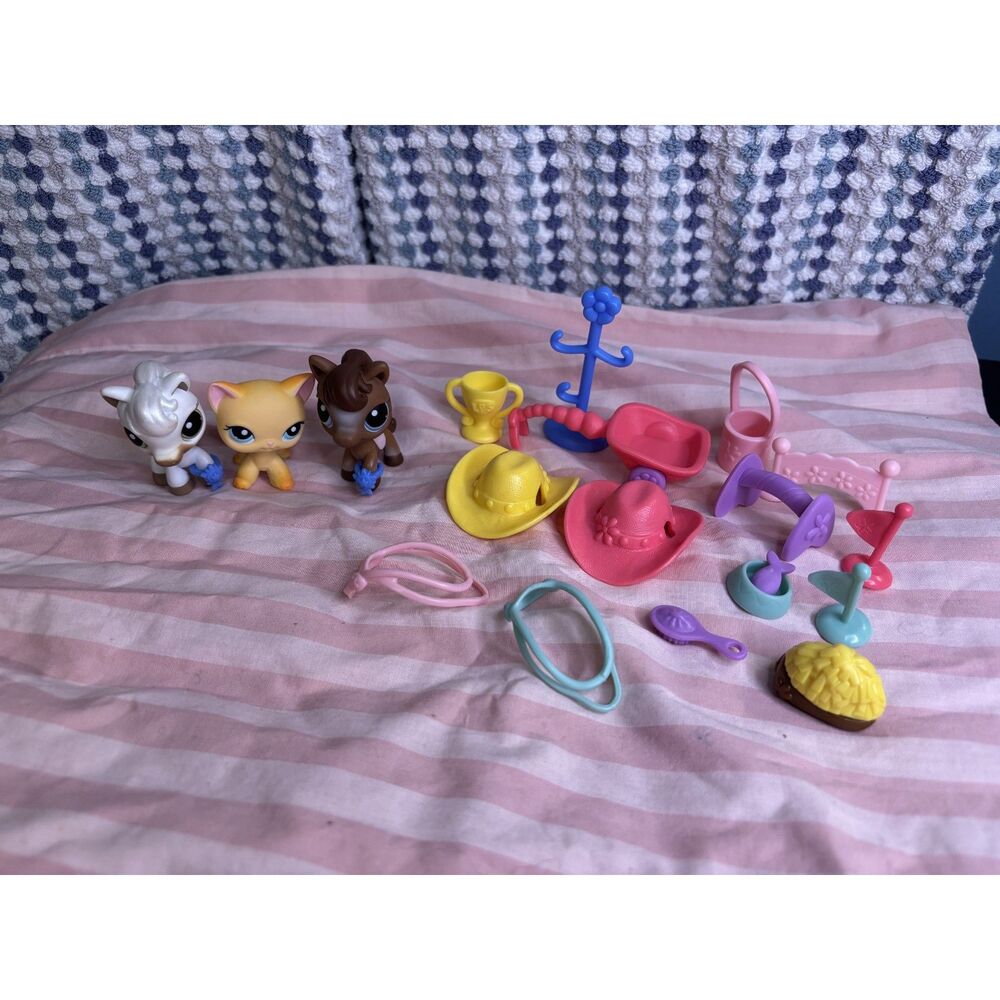 Littlest Pet Shop Raceabout Ranch Horse #337, 338, Shorthair Cat #339 - Complete